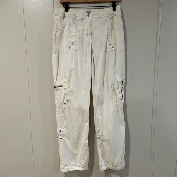 Chico’s White Cargo Style Roll-Up Pants Size 1 Travel Outdoor - Picture 1 of 11